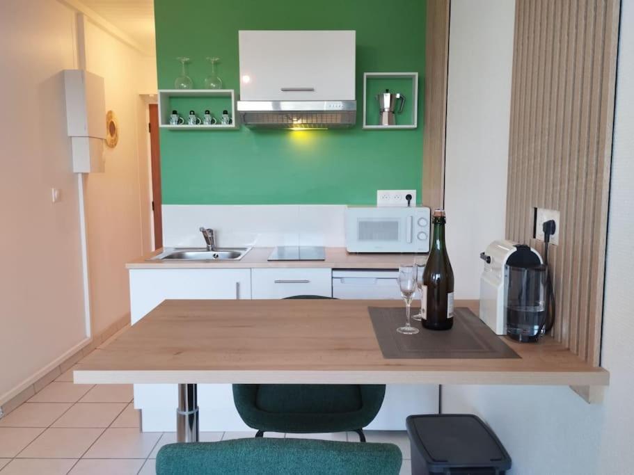 Studio Vue Mer - Plage De Trestraou Perros-Guirec Ngoại thất bức ảnh